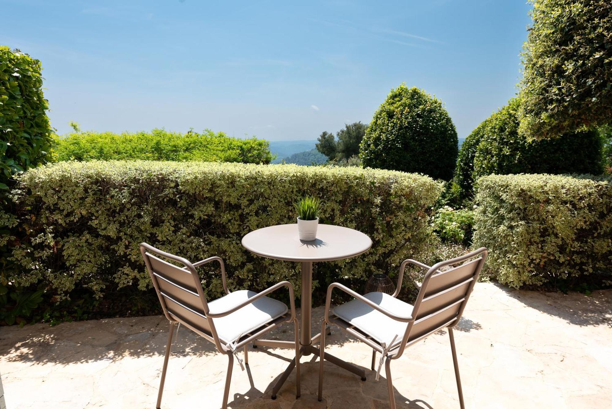 Terre D'Orizon Apartment Tourrettes-sur-Loup Room photo